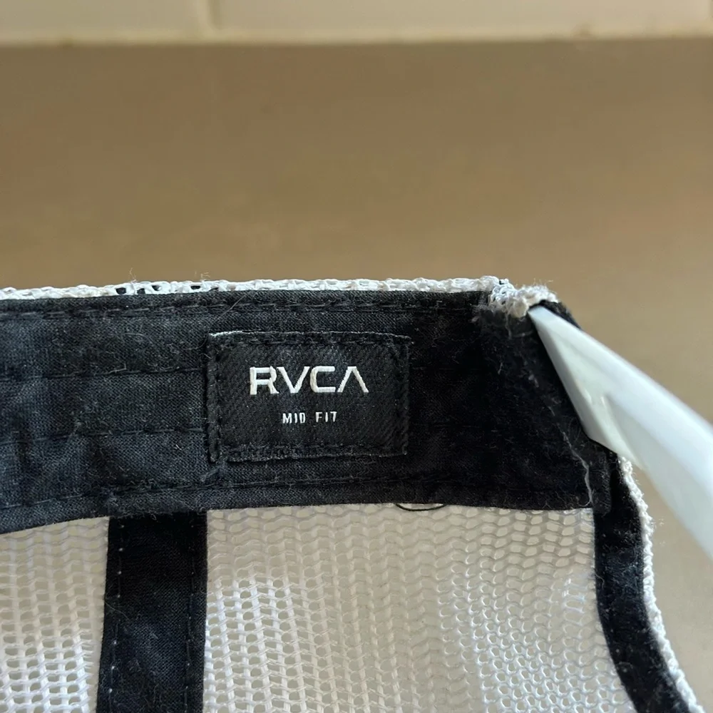 Men’s RVCA Hat - Picture 3 of 4